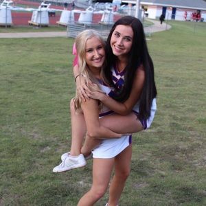 Meet your Posher, Avery